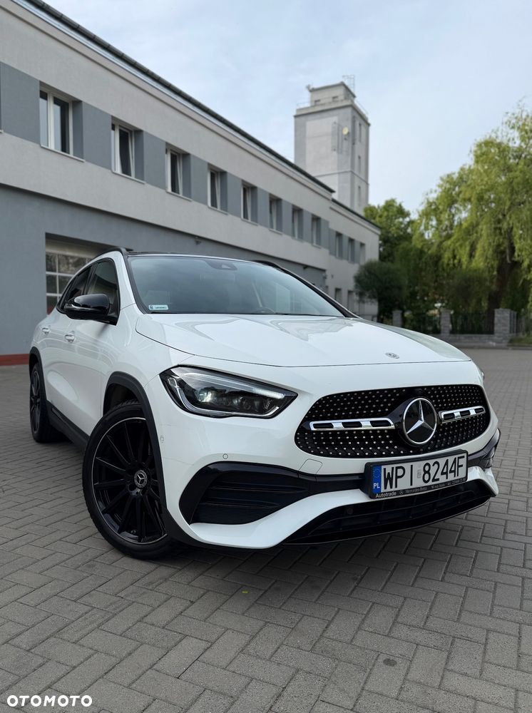 Mercedes-Benz GLA 200 AMG Line - 4