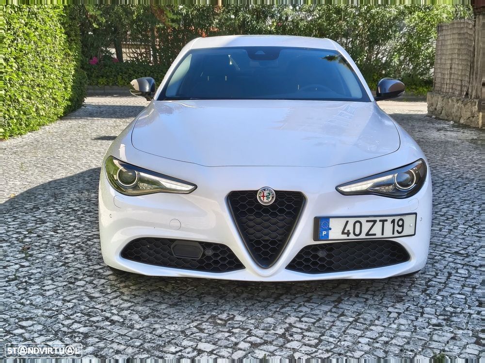 Alfa Romeo Giulia 2.2 D Sprint AT8 - 2