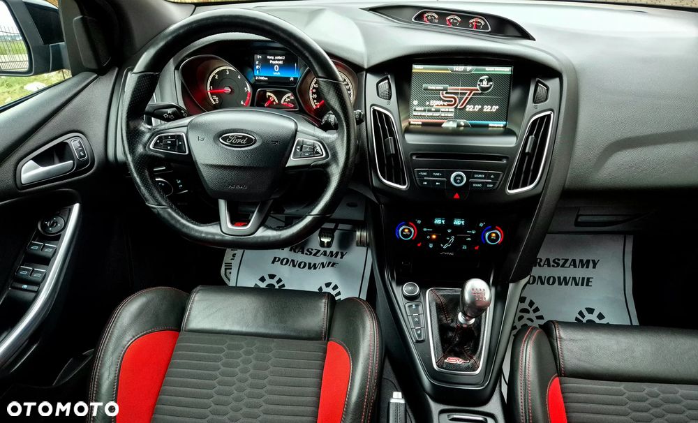 Ford Focus 2.0 TDCi ST - 20