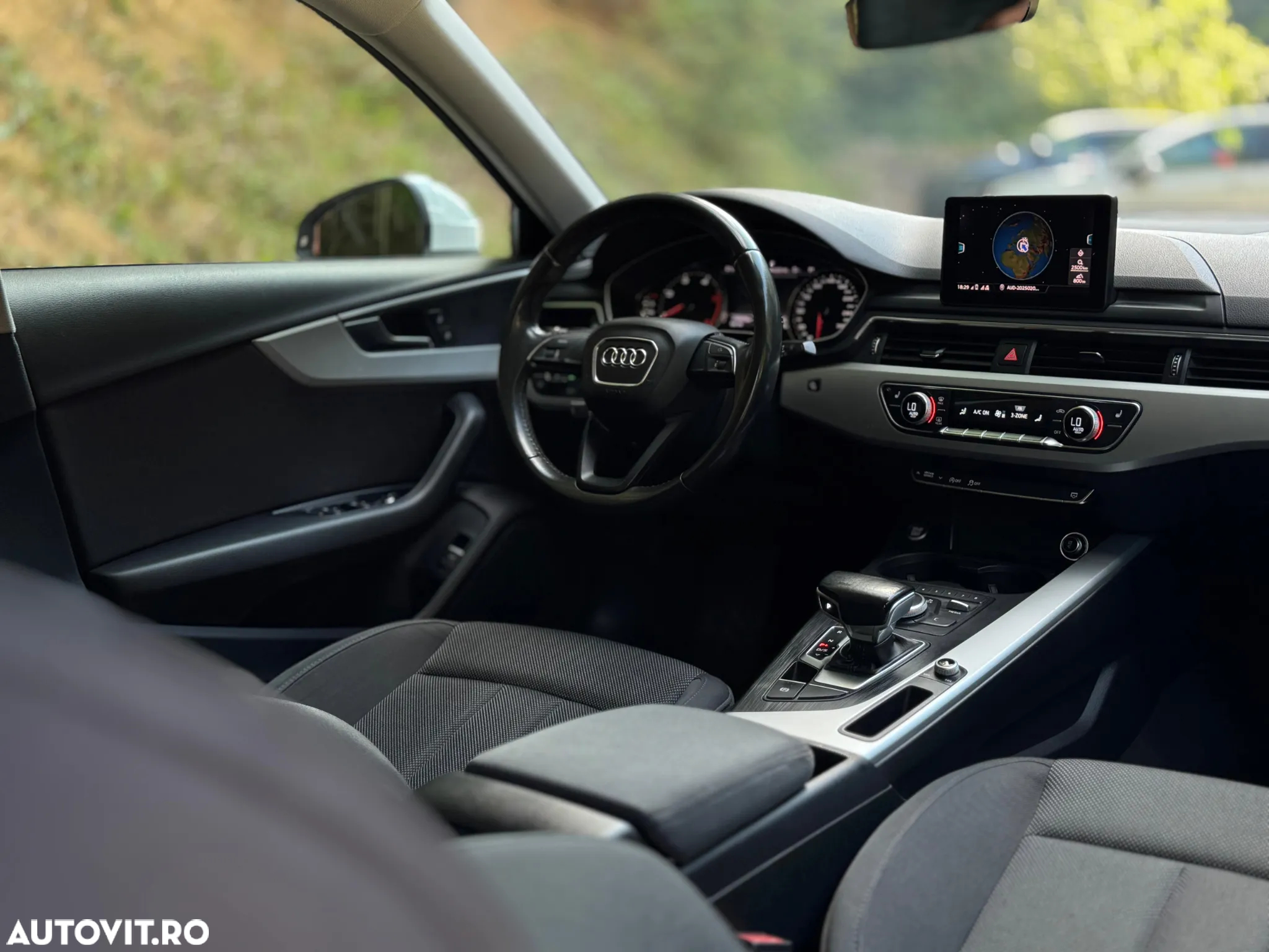 Audi A4 - 12