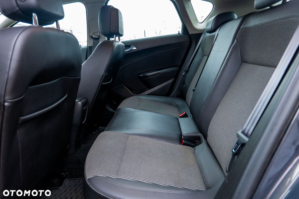 Opel Astra 1.7 CDTI Cosmo - 34