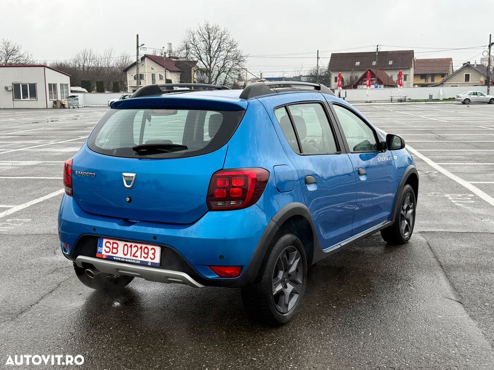 Dacia Sandero Stepway TCe 90 (S&S) Celebration - 4