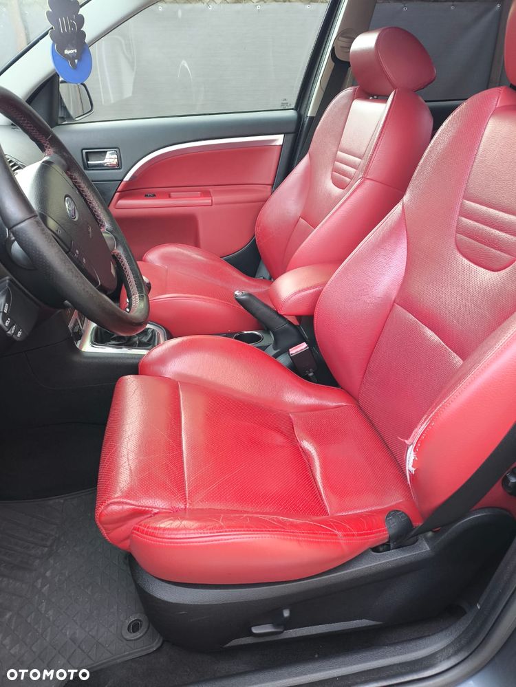 Ford Mondeo 3.0 V6 ST 220 - 14