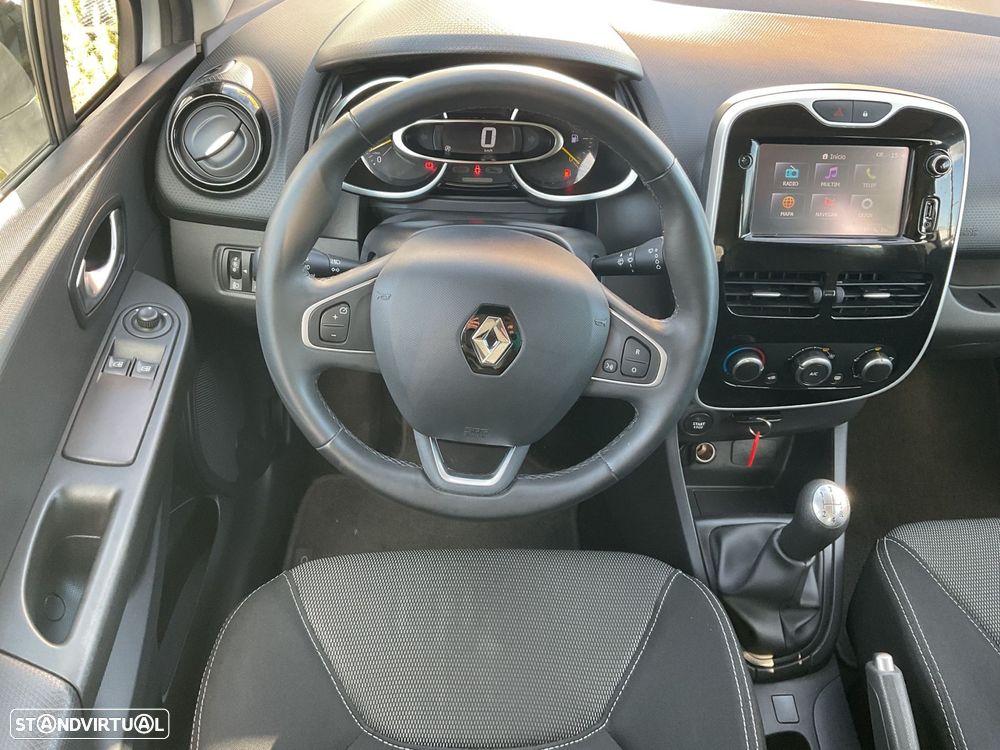 Renault Clio Sport Tourer 0.9 TCe Limited - 32