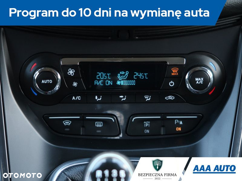 Ford Kuga - 19