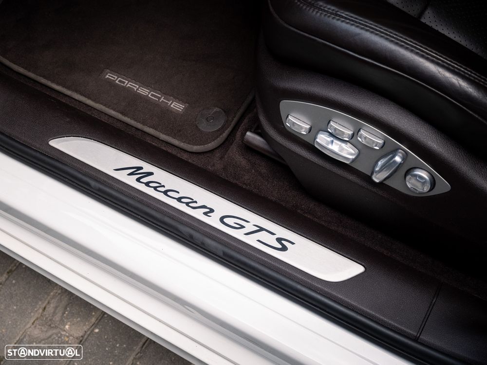 Porsche Macan GTS - 30