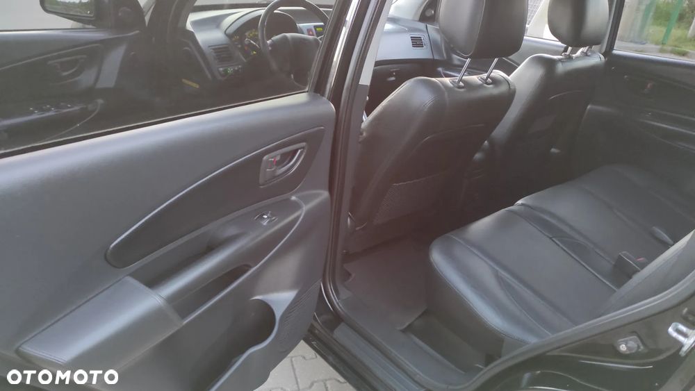 Hyundai Tucson 2.0 Comfort 2WD - 19