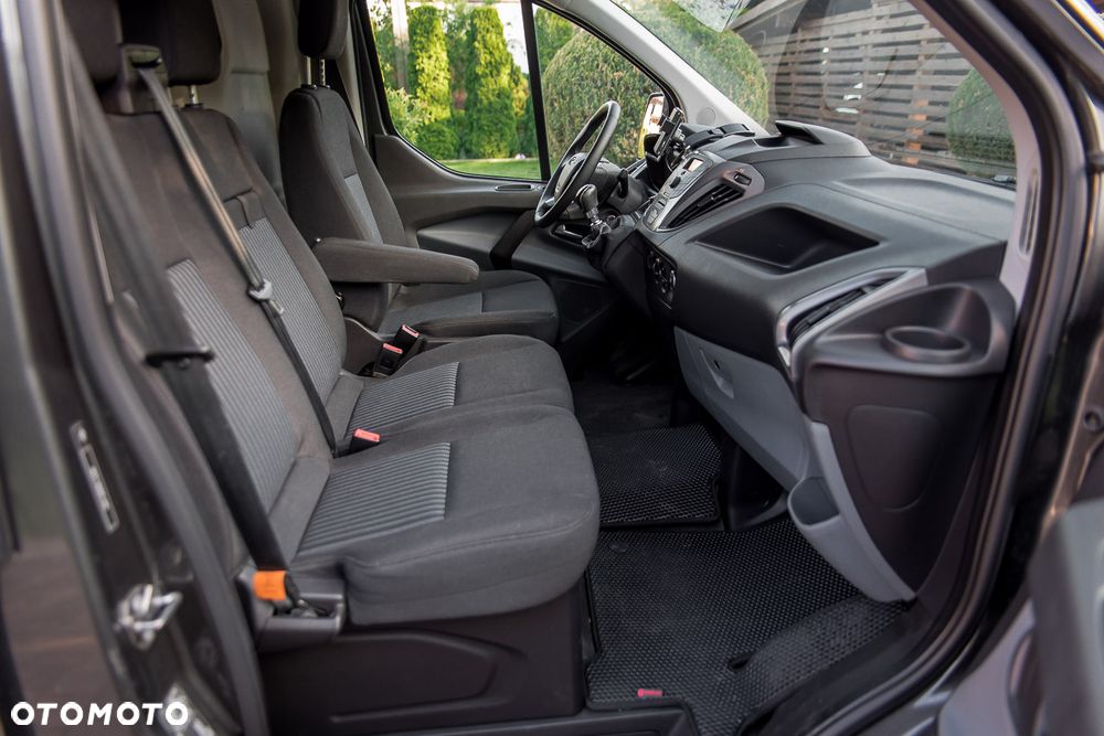 Ford Transit Custom - 22