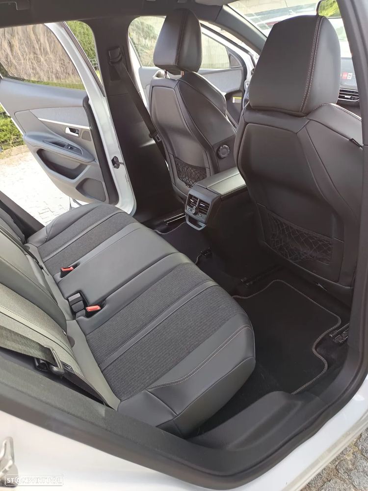 Peugeot 3008 1.5 BlueHDi GT Line EAT8 - 8