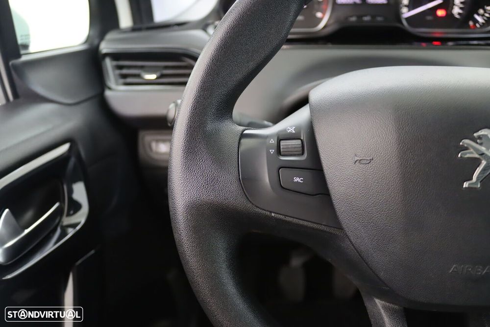 Peugeot 208 Van 1.5 BlueHDi - 12