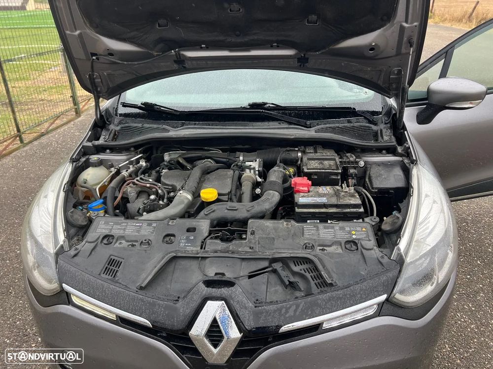 Renault Clio Sport Tourer 1.5 dCi Confort - 12