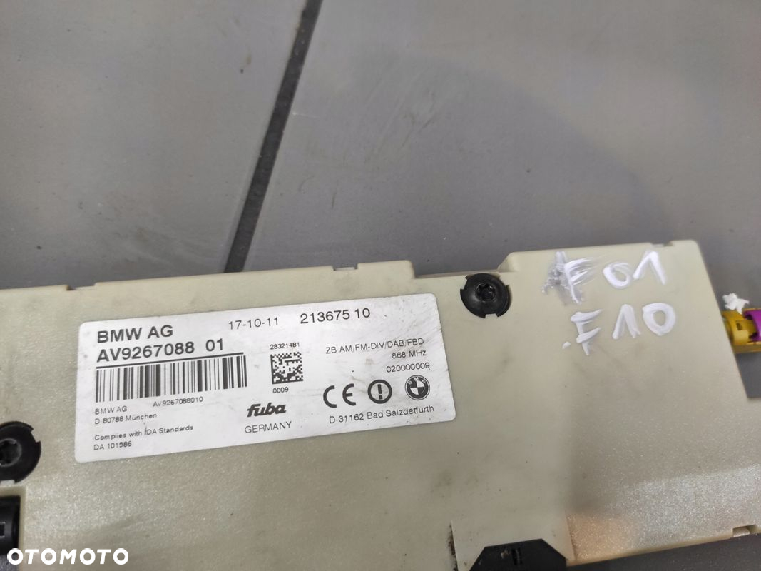 BMW 5 F10 F01 WZMACNIACZ ANTENOWY ANTENY STEROWNIK SPRAWNY WTYCZKI ORYGINAŁ - 4