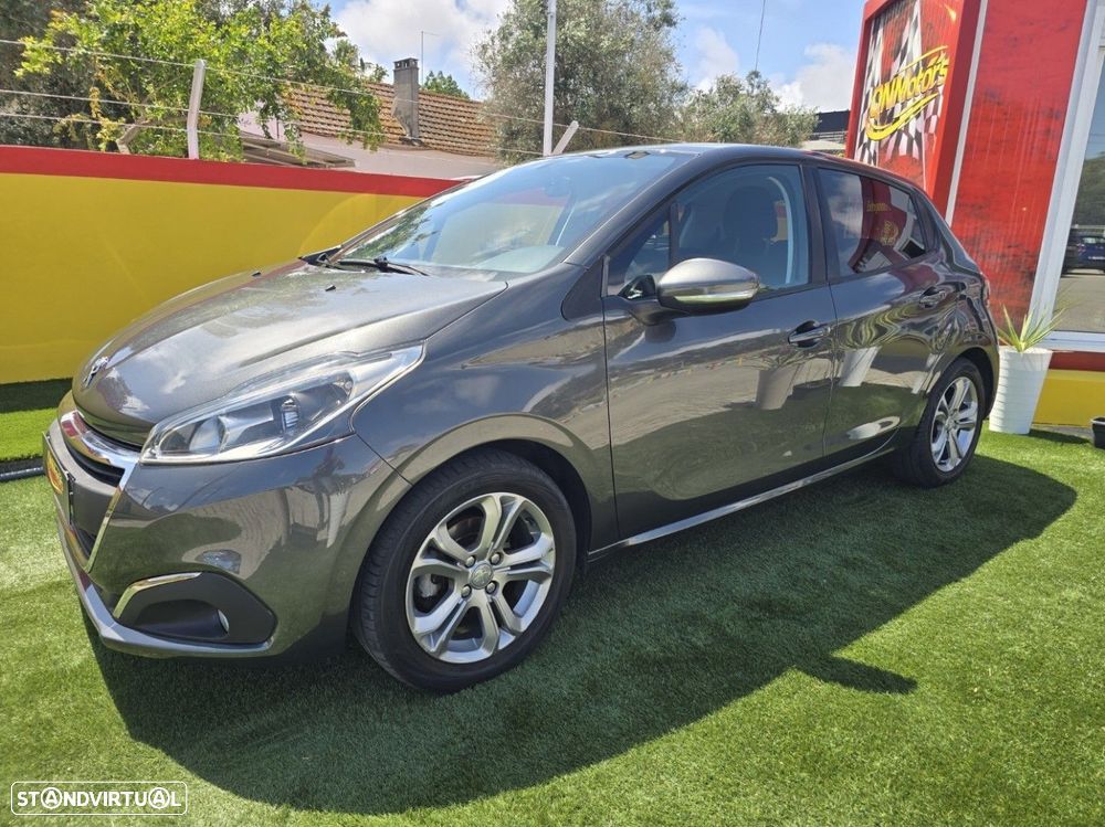Peugeot 208 1.2 PureTech Allure - 2