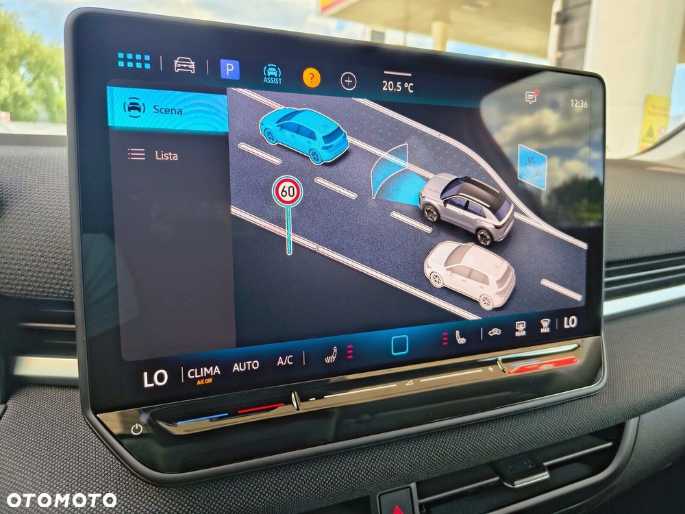 Volkswagen T-Roc 1.5 eTSI Life DSG - 13
