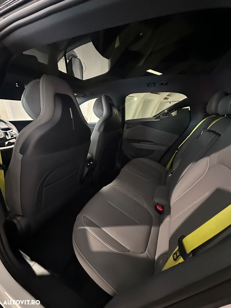 Lynk&Co 02 - 13