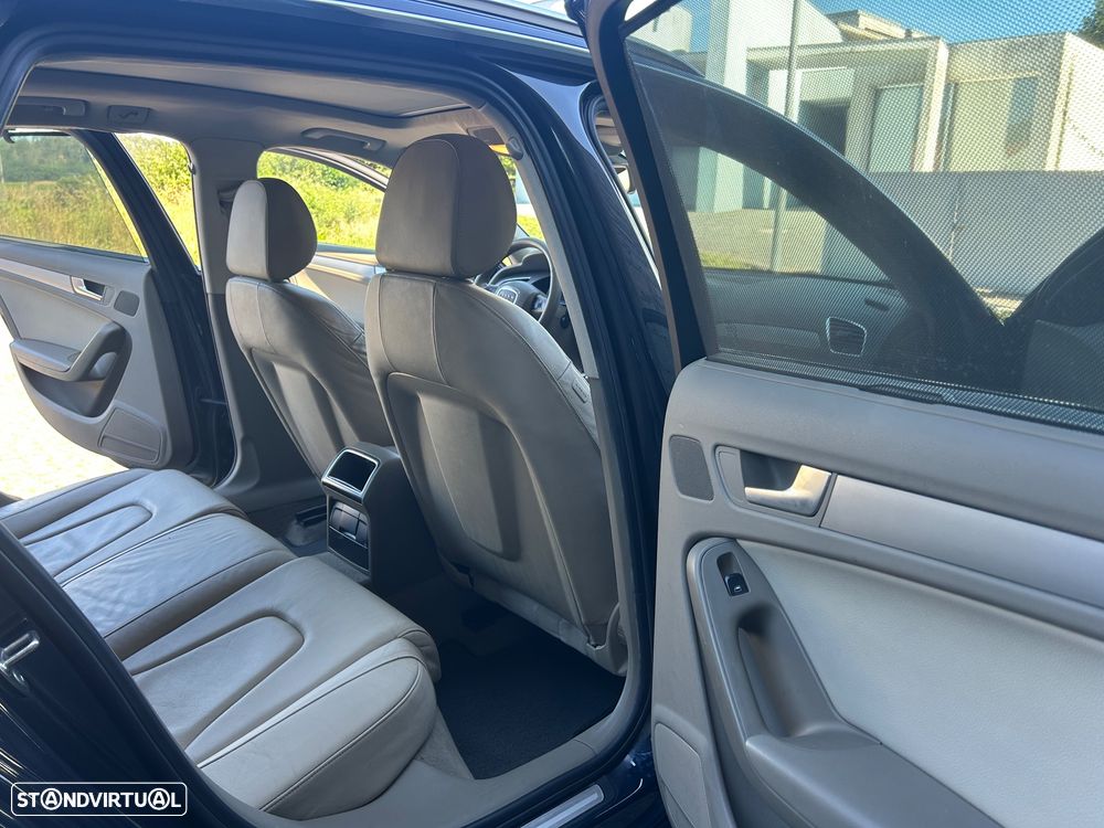 Audi A4 Avant 2.0 TDI exclusive - 11