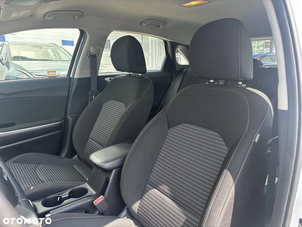 Kia Ceed 1.5 T-GDI M DCT - 11
