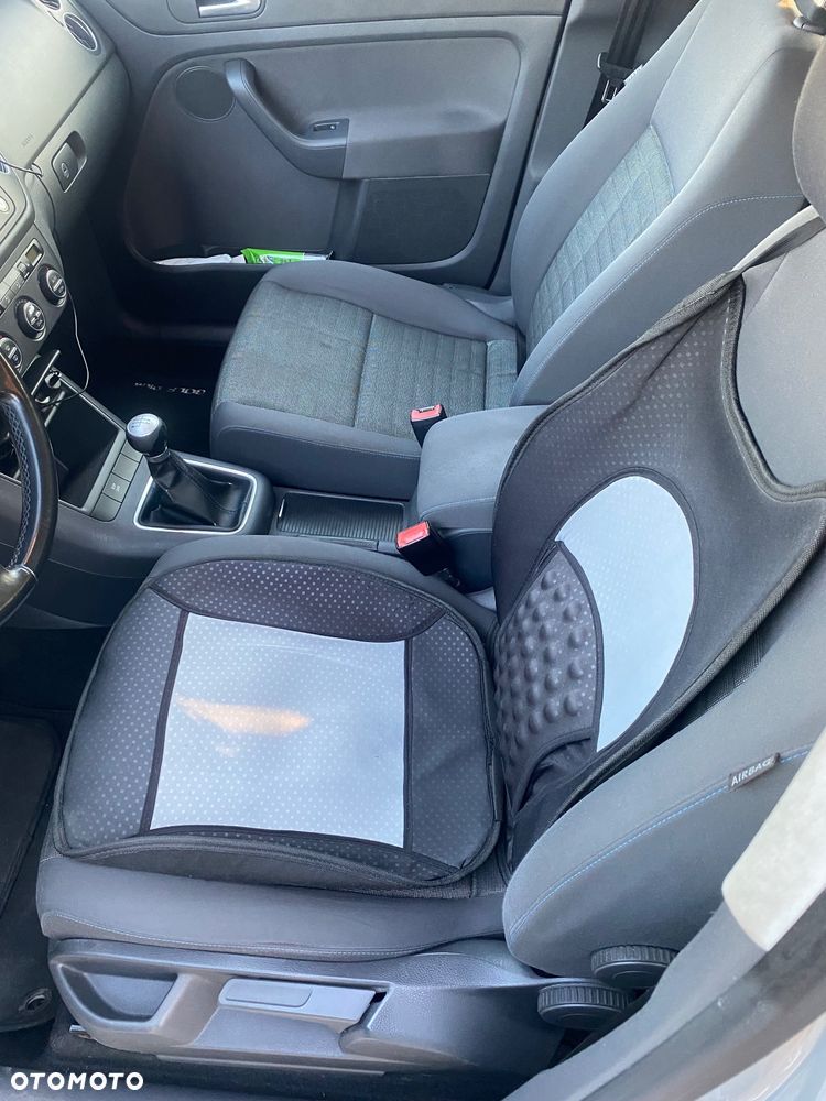 Volkswagen Golf Plus 1.9 TDI DPF Tour - 20