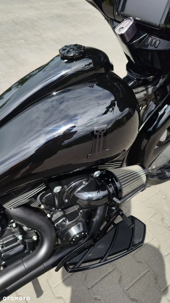 Harley-Davidson Touring Street Glide - 9