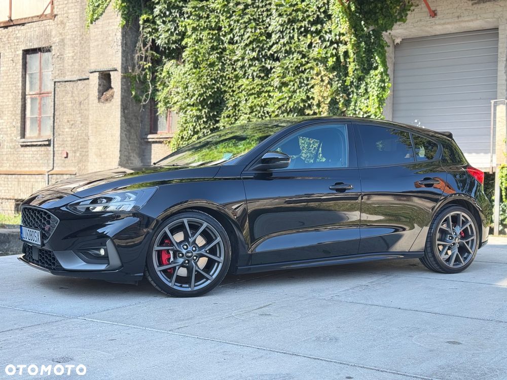 Ford Focus - 35