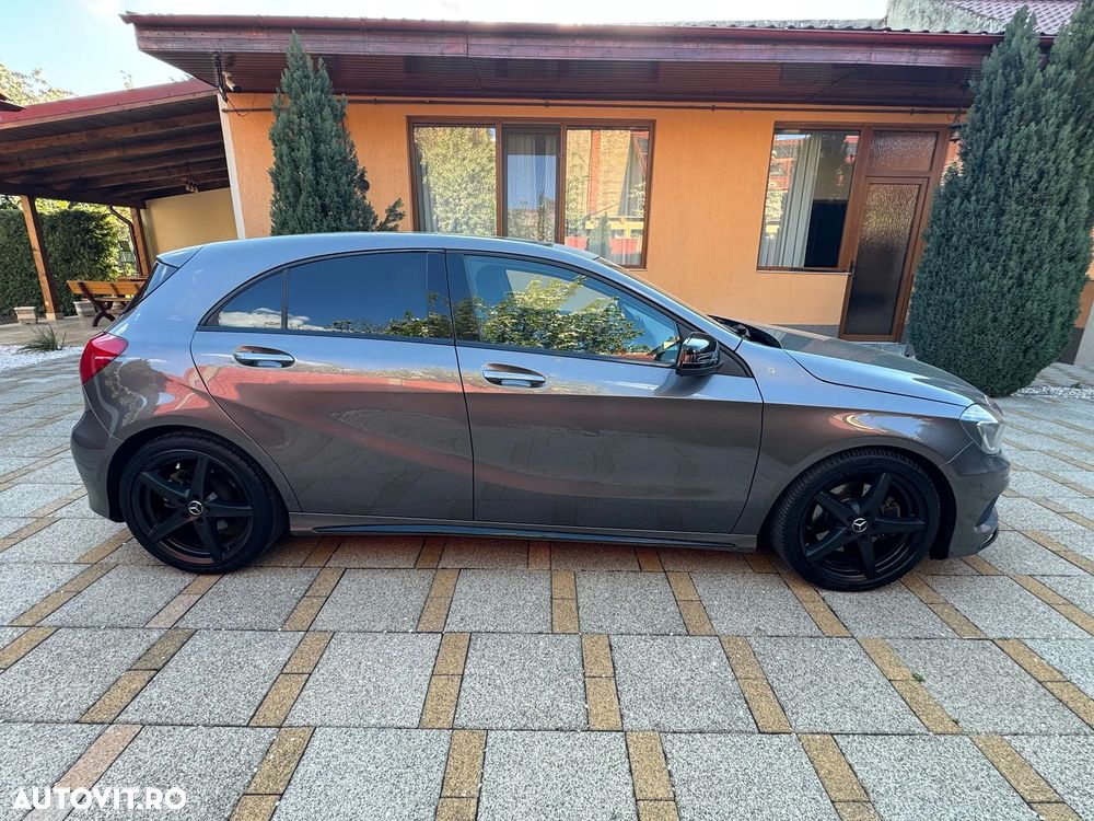 Mercedes-Benz A 220 - 25