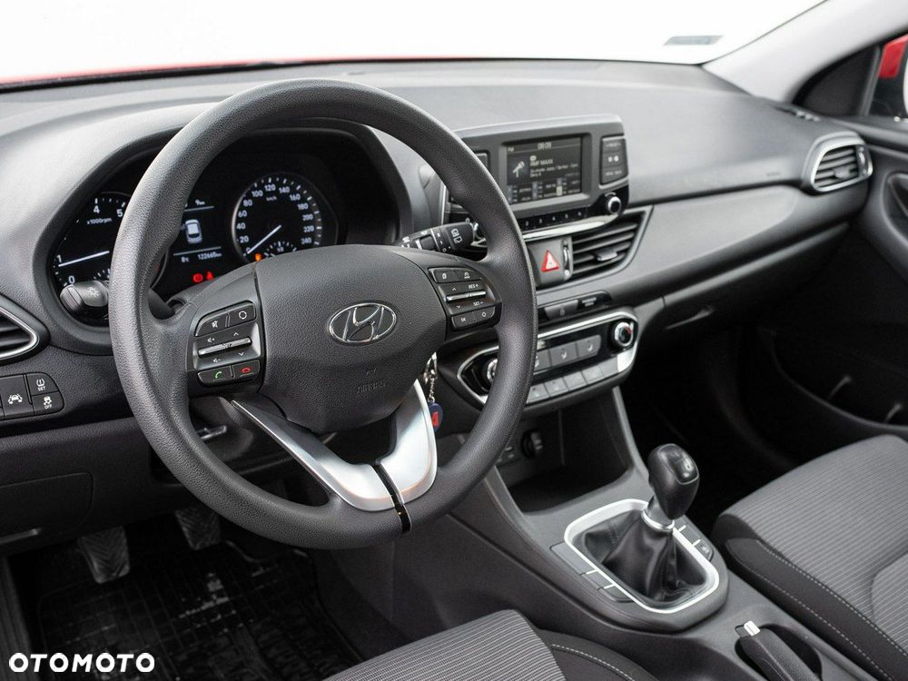 Hyundai i30 1.4 Classic + - 7