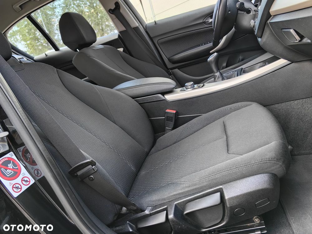 BMW Seria 1 116d EfficientDynamics Edition - 12