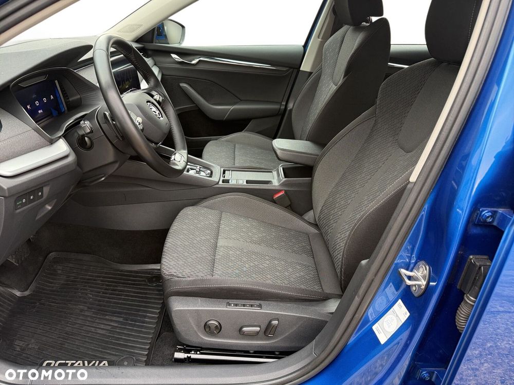 Skoda Octavia 2.0 TDI Style DSG - 12