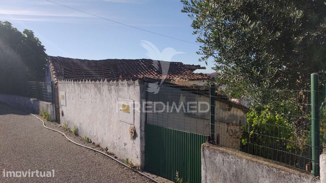 Casa Térrea para reconstruir - Constância - Grande imagem: 4/31