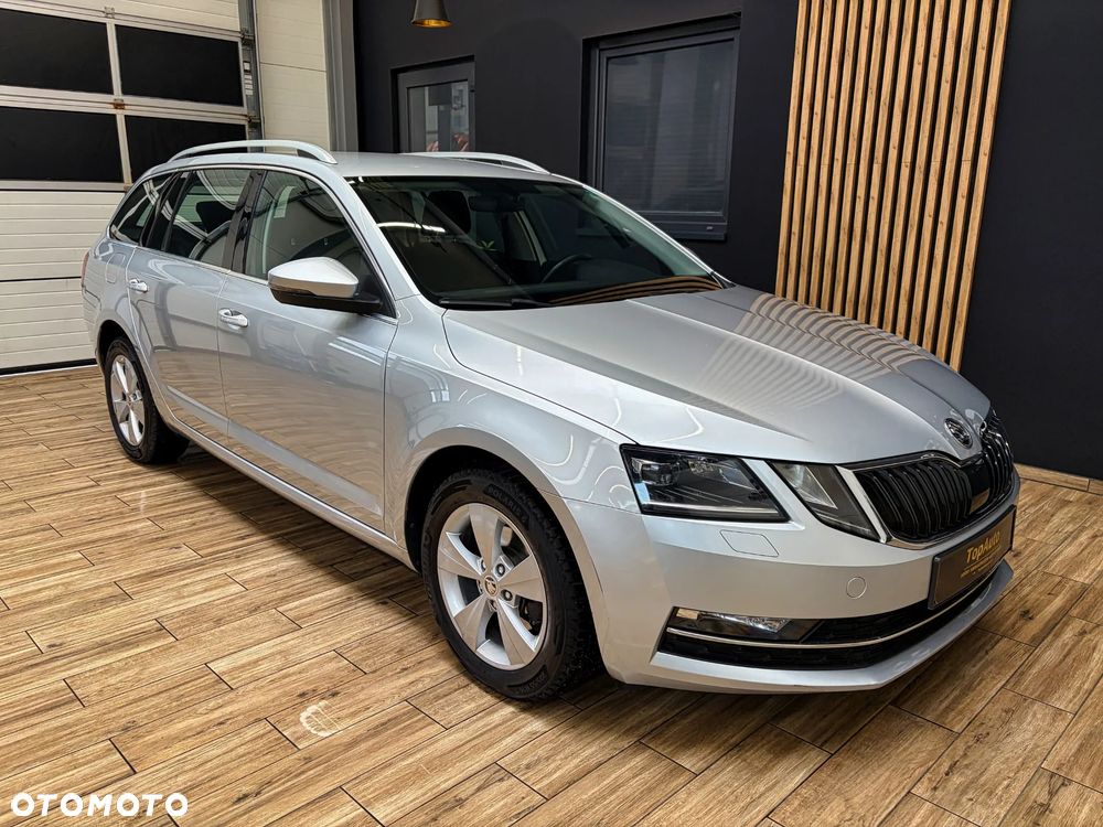 Skoda Octavia 2.0 TDI Elegance DSG - 4