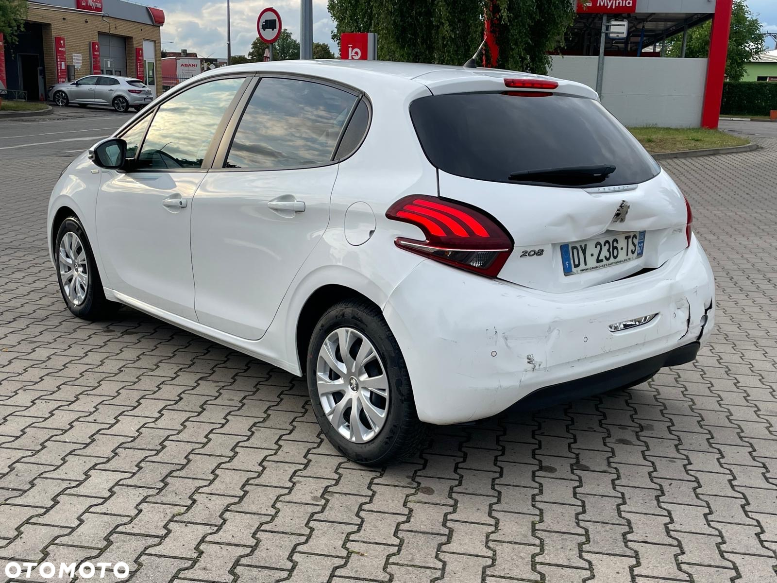 Peugeot 208 1.6 BlueHDi Active - 6