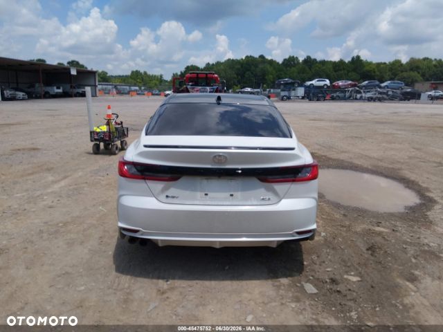 Toyota Camry 2.5 Hybrid Executive CVT - 5