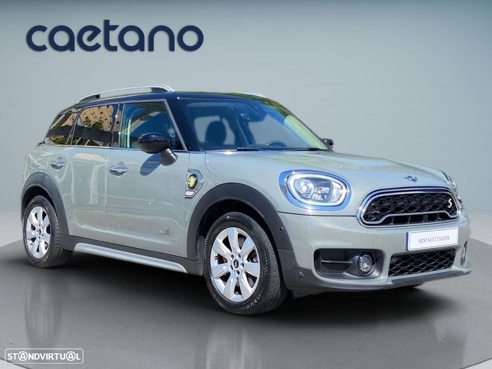 MINI Countryman Cooper SE ALL4 Classic Auto — fotografia 25