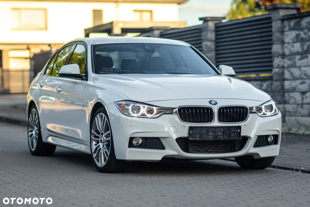 BMW Seria 3 330d xDrive M Sport - 2