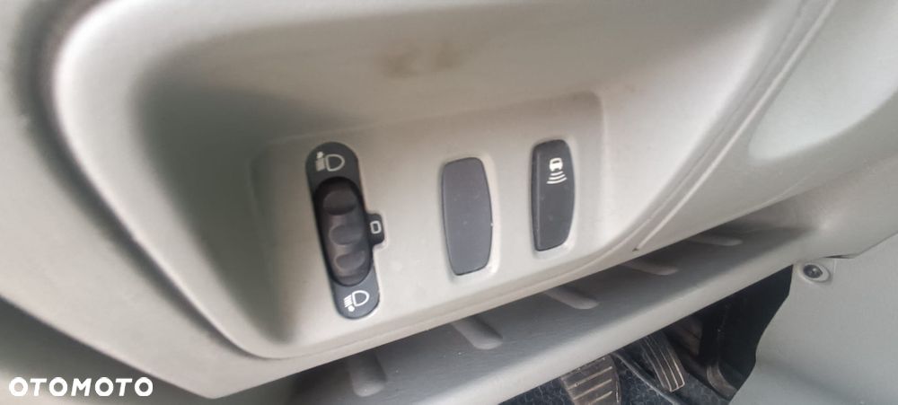 Opel Vivaro - 19