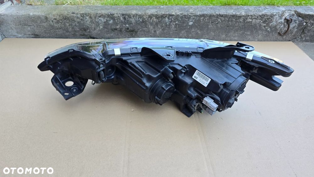 Mitsubishi Outlander  16-19 Lampa Przód FULL LED Prawa EU Oryginał - 6