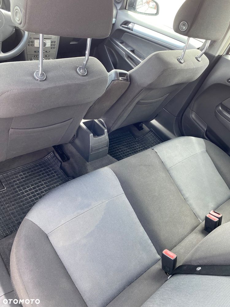 Opel Astra 1.7 CDTI - 8