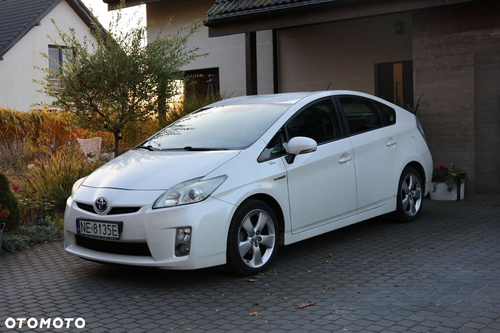 Toyota Prius (Hybrid) Comfort - 1