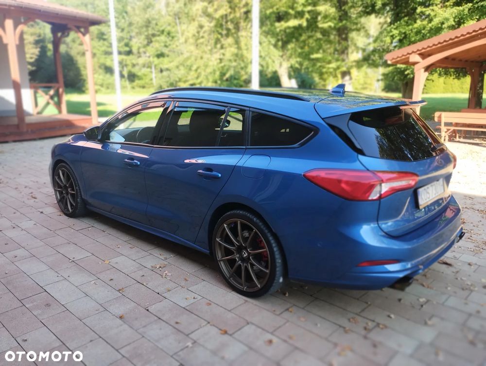 Ford Focus 2.3 EcoBoost ST X - 9