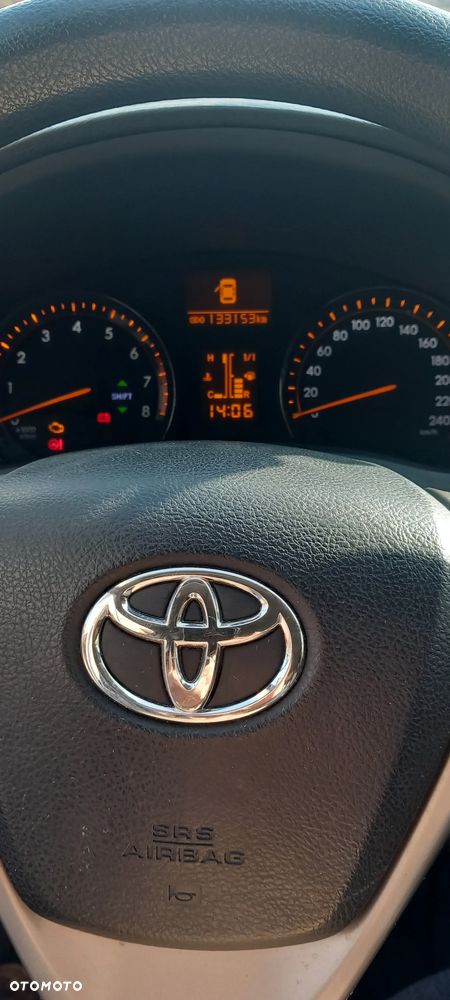 Toyota Avensis 1.8 Luna - 4