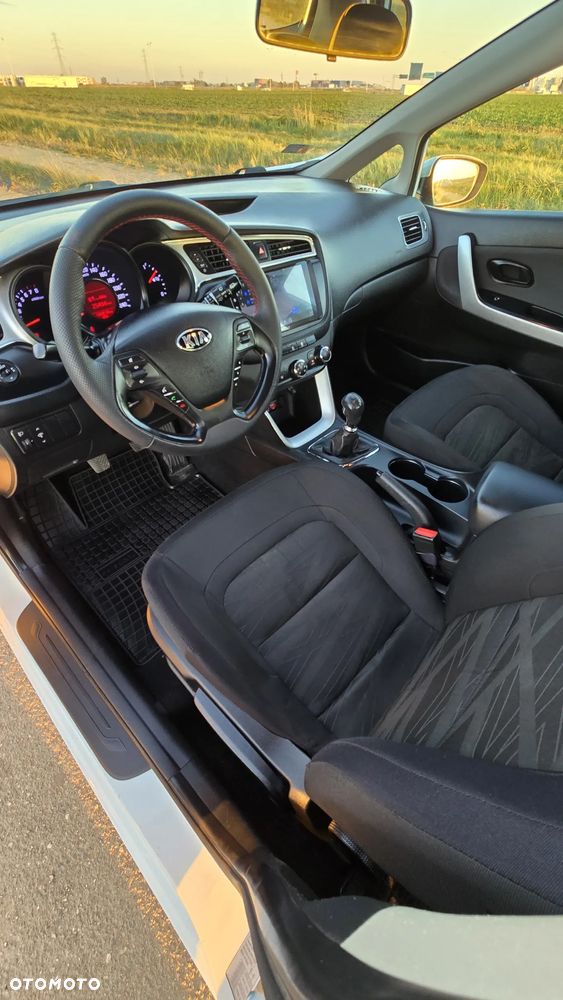Kia Ceed Cee'd 1.4 L - 11