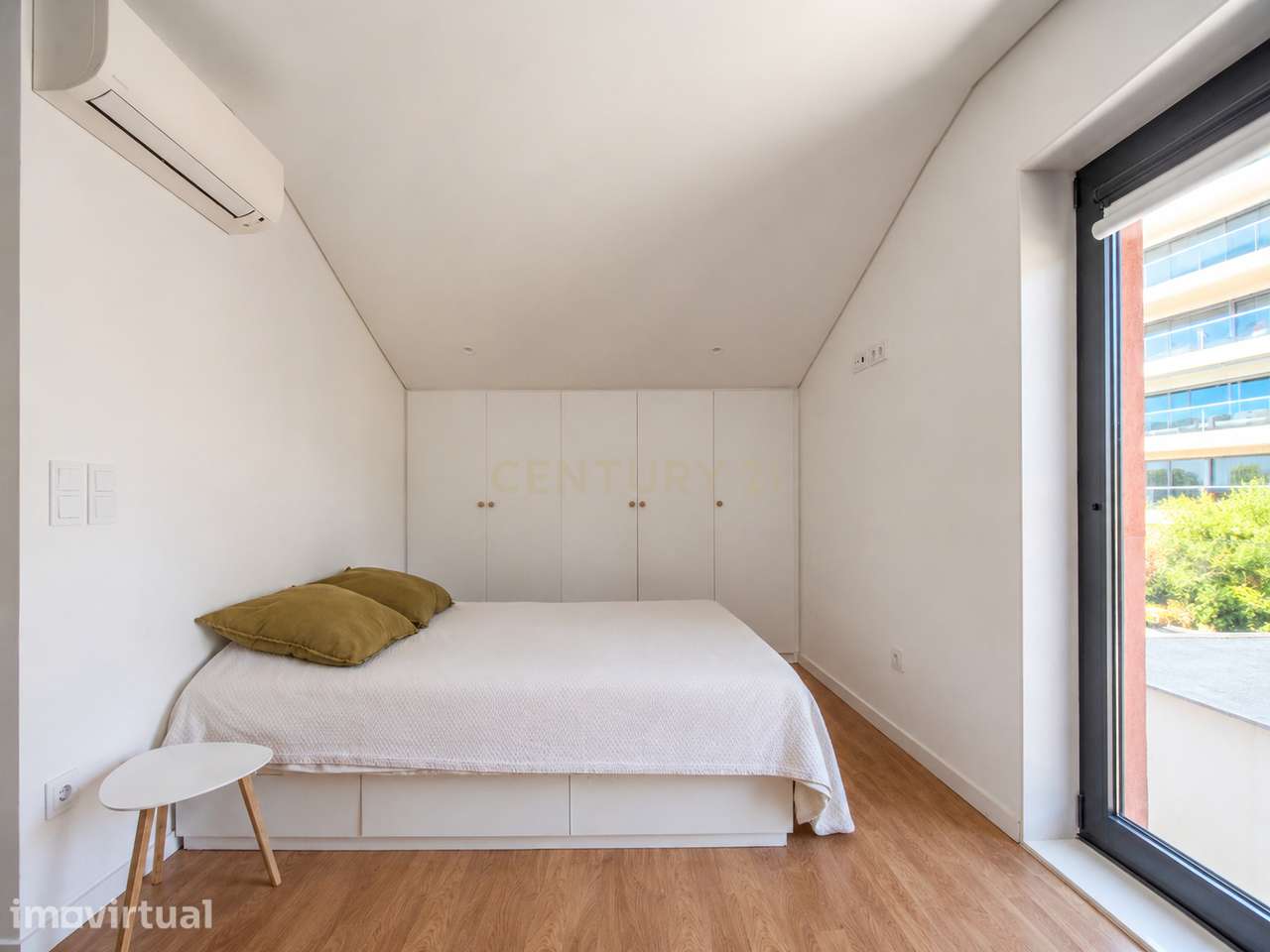 Apartamento Renovado T0, em Lordelo do Ouro, Porto - Grande imagem: 4/14