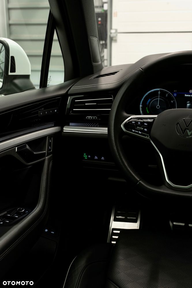 Volkswagen Touareg 3.0 V6 TFSI 4Motion Elegance - 23
