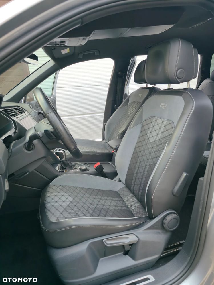 Volkswagen Tiguan Allspace 2.0 TDI SCR 4Motion DSG R-Line - 8
