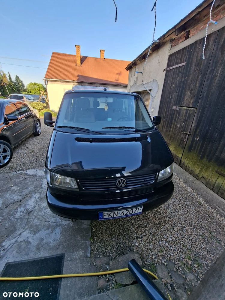 Volkswagen Multivan Standard - 2