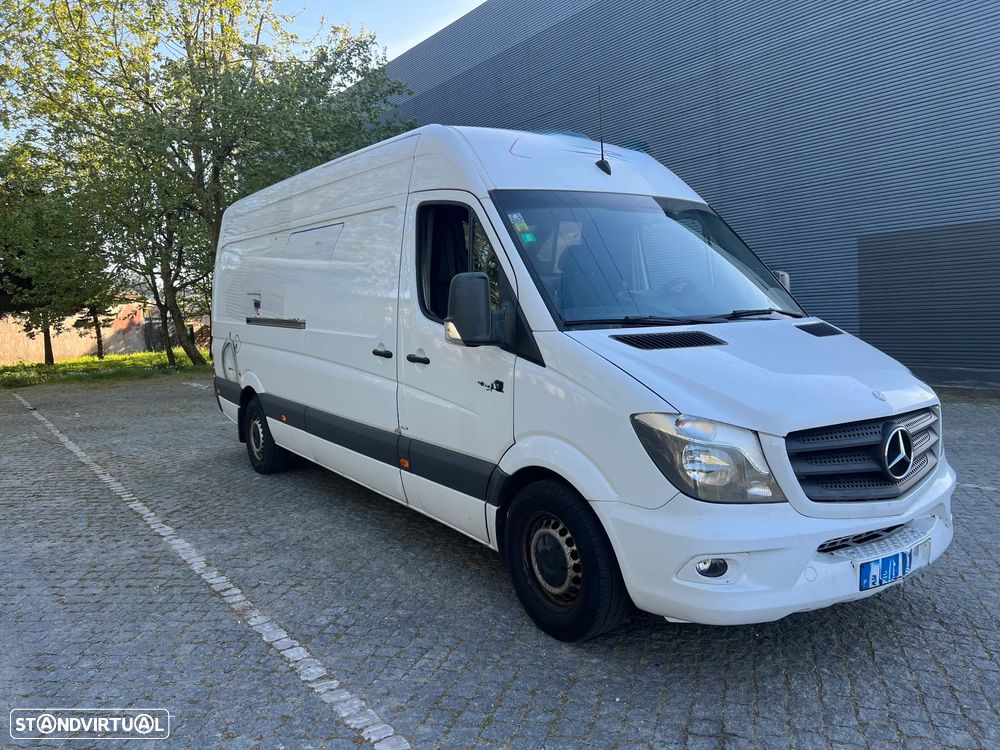 Mercedes-Benz Sprinter 319 - 9