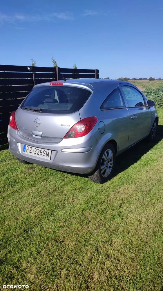 Ford Focus 2.0 TDCi Ghia - 3