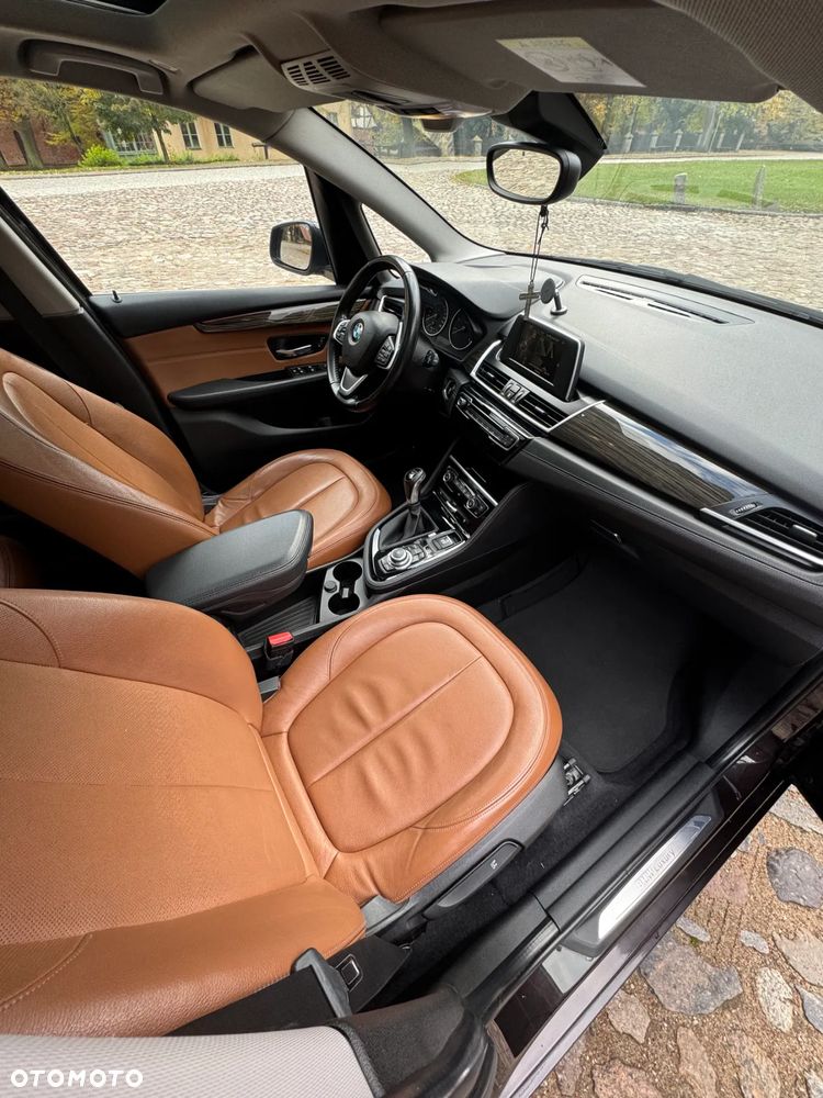 BMW Seria 2 216d Active Tourer Luxury Line - 17