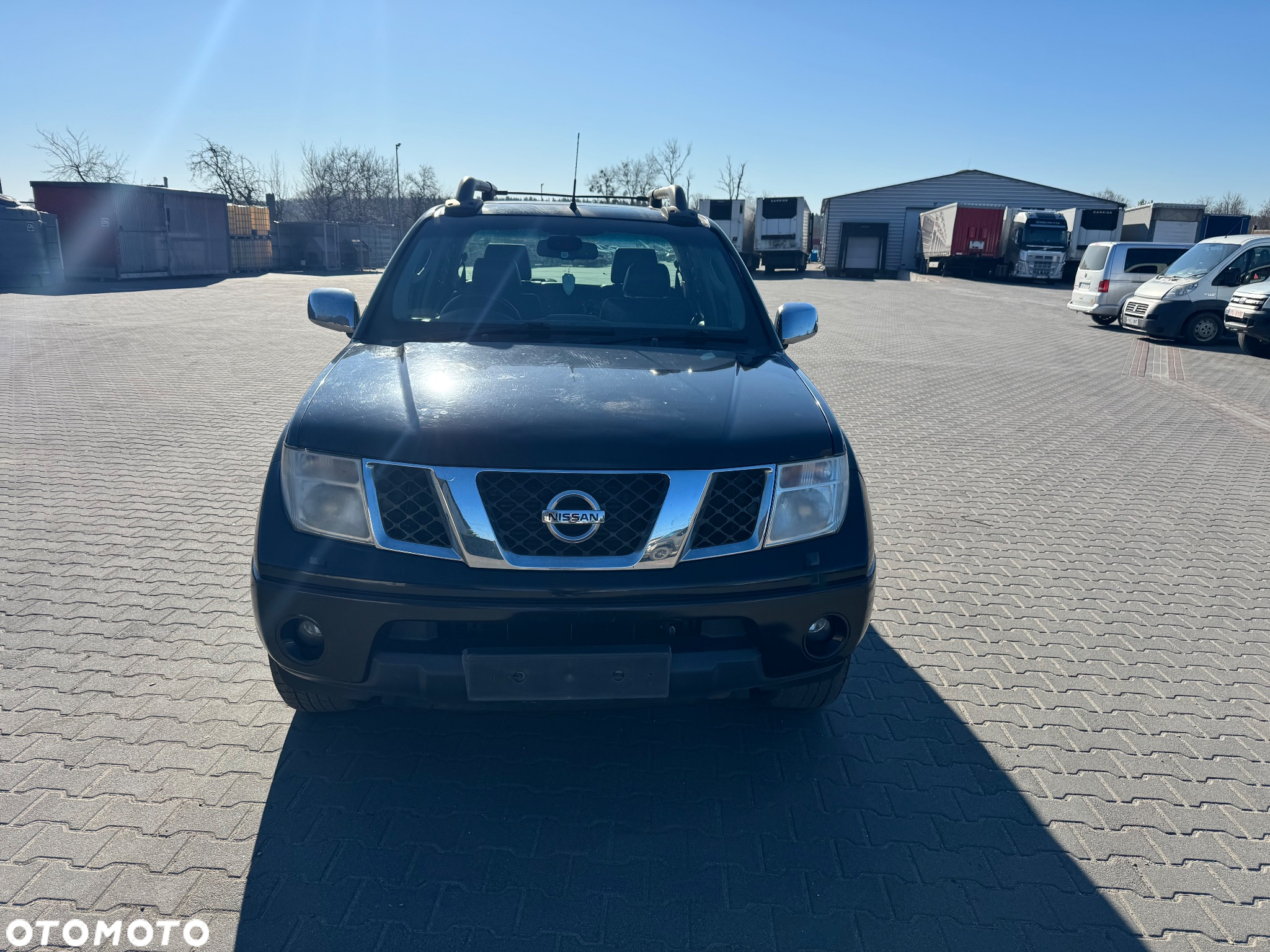 Nissan Navara 2.5 TDi Base / XE - 20