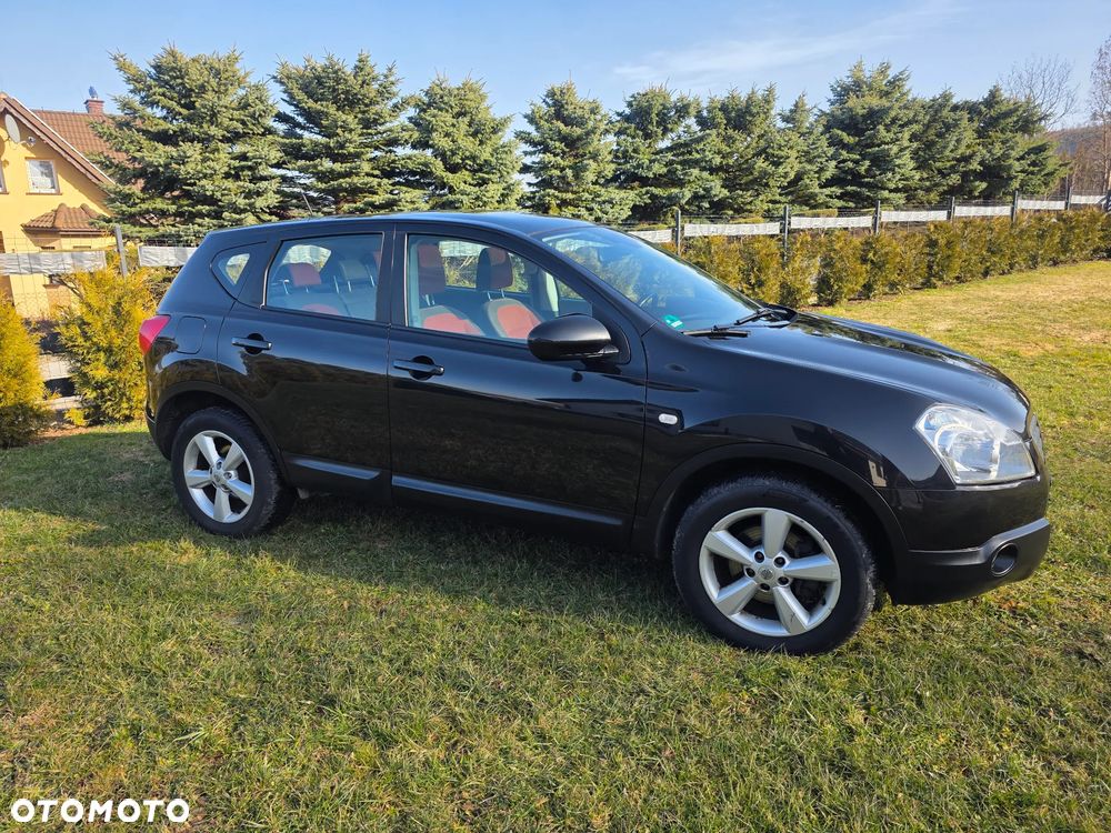 Nissan Qashqai 2.0 dCi DPF acenta - 6